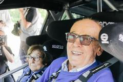 Sobieslaw Zasada při testech před Rallye Safari