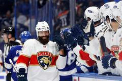 hokej, NHL 2021, Stanley Cup Play off, Florida Panthers at Tampa Bay Lightning, Radko Gudas, radost