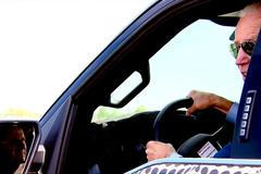 "Odpovím, až si stoupnete před auto." Biden odmítl novinářce odpovědět na otázku ohledně Izraele