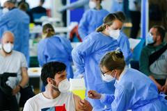 Očkování mladých - ilustračka