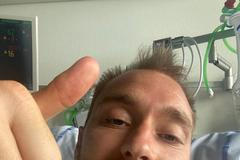 Christian Eriksen zdraví z nemocnice fanoušky