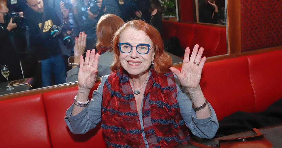 Z pocitu, že nezapadá, vzešla jedna z nejosobitějších hereček. Janžurová slaví 85 let