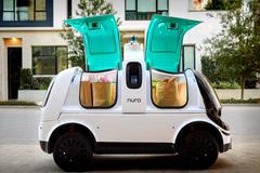 Domino's Pizza a Nuro začnou v Houstonu dodávat pizzu samořízenými auty