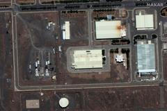 Satelitní fotografie komplexu na obohacování uranu v Natanzu. Zařízení je pod zemským povrchem.