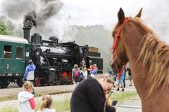 Parní vlak, železnice, lokomotiva - Párou Prahou - České dráhy