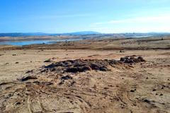 Lake Folsom jezero sucho kalifornie