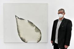 Petr Veselý: Nůž v kredenci