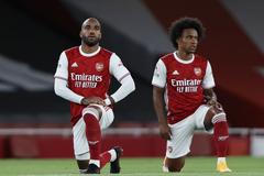 fotbal, anglická liga 2020/2021, Premier League - Arsenal v West Ham United, Alexandre Lacazette, Willian