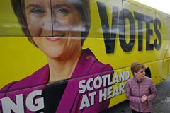 Nicola Sturgeonová během kampaně před skotskými volbami.