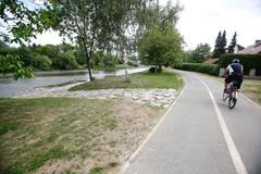 Nový jez v Černošicích na Berounce, zrekonstruovaný po povodních