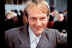 Ve filmu Jáchyme, hoď ho do stroje! Smoljak zoufale nechtěl Sobotu ani Nárožného