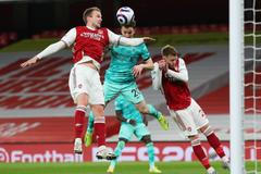 fotbal, anglická liga 2020/2021, Premier League - Arsenal v Liverpool, Diogo Jota střílí gól