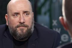 Noc ve stanu dražší než hotel? Lidé si rádi připlatí, je to i nenažranost, říká Kotík