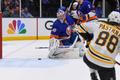 Podívejte se na klíčové momenty zápasu (NY Islanders – Boston Bruins 4:1, v sérii 2:2)