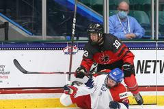 MS do 18 let 2021, čtvrtfinále Česko - Kanada