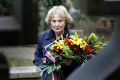 Jednorázové užití / Trudie Bryks