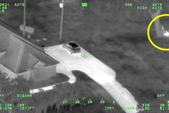 Děti se pustily do přestřelky s překvapenými policisty. “Proto do práce nechodíme,” zlobil se šerif