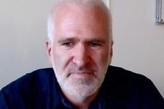 Vláda omezovala život v rozporu se zákony, teď jen dožívá v agónii, říká Křepelka