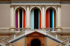 Compassion Fatigue is Over, opona