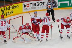 Dominik Kubalík slaví v zápase Česko - Dánsko na MS 2021