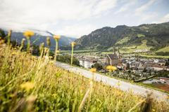 BO_OsterreichWerbung_StJohann_pohled na St. Johann v Salcbursku