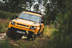 Land Rover Defender Mission