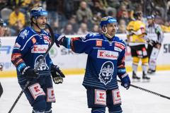 Jaromír Jágr a Tomáš Plekanec v hokejové extralize 2021/22