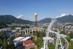 Nejrychlejší horská dráha světa musela zavřít. Návštěvníci si na ní lámali kosti