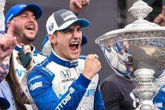 Alex Palou slaví titul šampiona IndyCar 2021