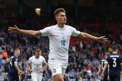 Patrik Schick slaví první gól v zápase Skotsko - Česko na ME 2020