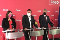 Předseda ČSSD Jan Hamáček může být spokojený, kandidátka strany do voleb je podle jeho představ, Jana Maláčová je nakonec jedničkou v Praze, Roman Onderka na jihu Moravy.