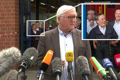 Okamžik zlomu pro nástupce Merkelové? Video z tiskovky pobouřilo zdrcené Německo
