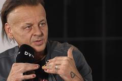 Kontra: Neumíme sdílet veřejný prostor. Řidiči často netuší, jak nebezpečná je to hra