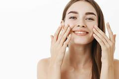 Kyselina hyaluronová: 5 důvodů, proč jí věnovat pozornost