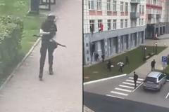Útočník na univerzitě v Permu zastřelil nejméně šest lidí. Studenti se zachraňovali skoky z oken