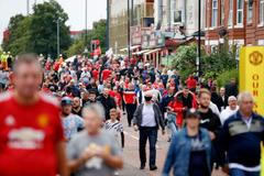 Bitka fanoušků Manchesteru a Leedsu