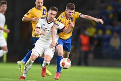 fotbal, Evropská liga 2021/2022, Bröndby Kodaň - Sparta Praha, Michal Sáček, Morten Frendrup