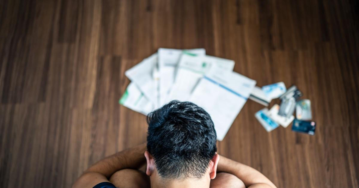 Tlačil na poslance, ať pomohou. Zoufalý muž před lety zaplatil, dluh ale nezmizel  