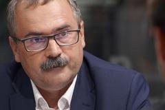 Zeman není ten, kdo má rozhodovat o šéfovi BIS. Je za tím velká hra, tvrdí Žáček