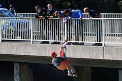 Aktivisté most autosalon Mnichov 2021