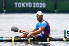 Kajakář Josef Dostál během rozjížďky na OH 2020.