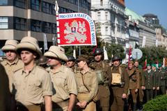 Průvod u příležitosti 100. výročí od založení Československé obce legionářské.