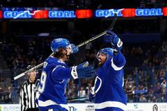 hokej, NHL 2021/2022, Arizona Coyotes at Tampa Bay Lightning, Andrej Šustr, Alex Killorn