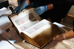 Lipnická bible: pohled do zákulisí výstavy v Klementinu