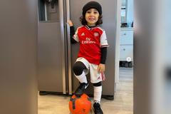 Zázračný talent ze školky. Záběry chlapečka z Arsenalu udivují fotbalový svět