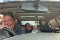 Velbloud způsobil mladíkovi hysterický záchvat. Provedl něco opravdu hrozného