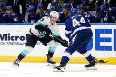 NHL: Seattle Kraken at Tampa Bay Lightning, Ryan Donato (9)  - Jan Rutta (44)