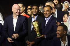 Gianni Infantino, Samuel Eto'o a Cafú