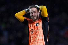 Dominik Holec v zápase EL Glasgow Rangers - Sparta