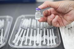 Život v pandemii - základní informace o posilující dávce vakcíny proti covidu-19